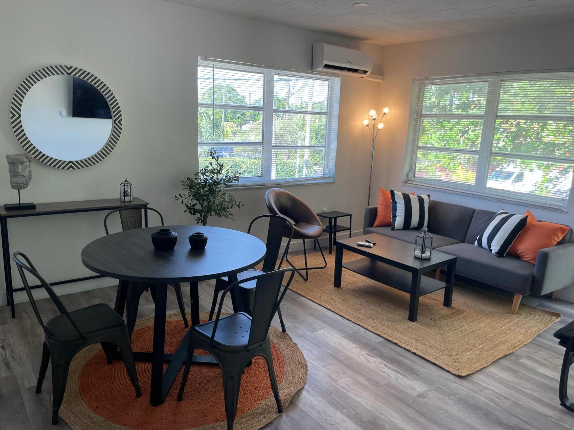 מיאמי Fully Equipped Apartments With Parking Near Cocowalk מראה חיצוני תמונה
