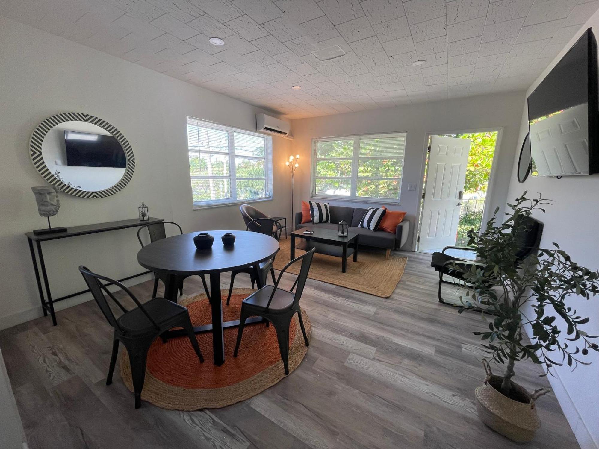 מיאמי Fully Equipped Apartments With Parking Near Cocowalk מראה חיצוני תמונה